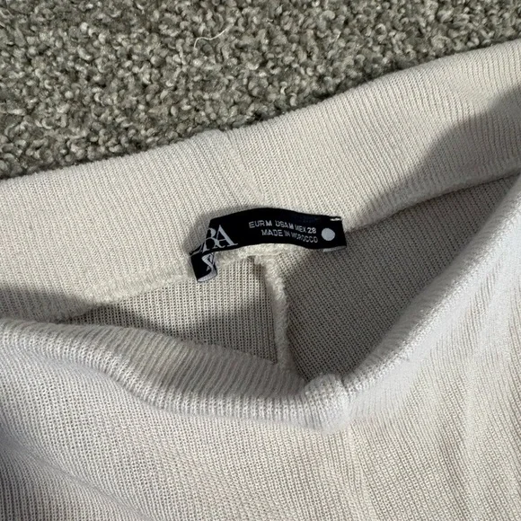 Zara Off-White Cream Long Knit Pull on Flared Pants Women’s Size Medium - Picture 5 of 8